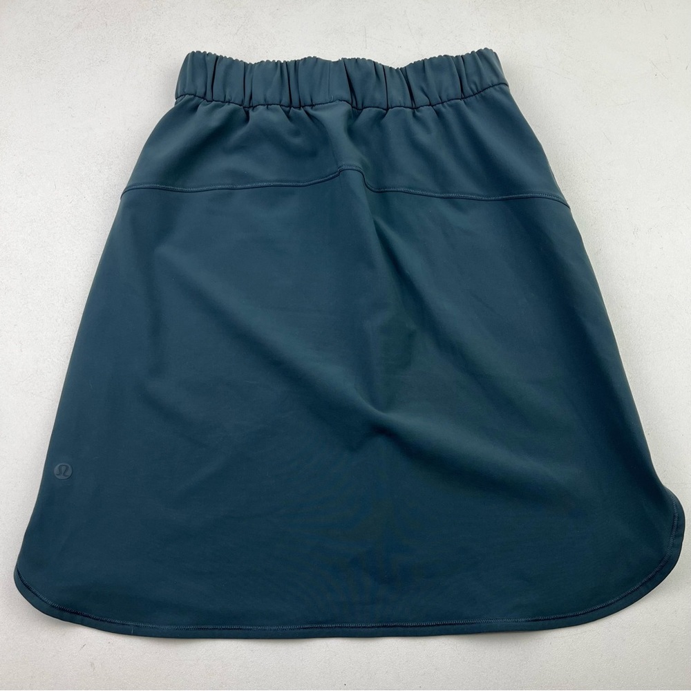Lululemon On The Fly Skirt - Picture 2 of 7